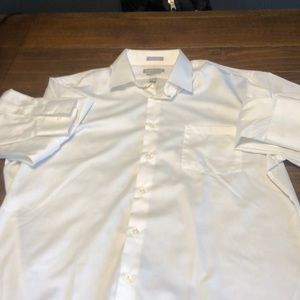 Van Heusen Fitted Dress Shirt